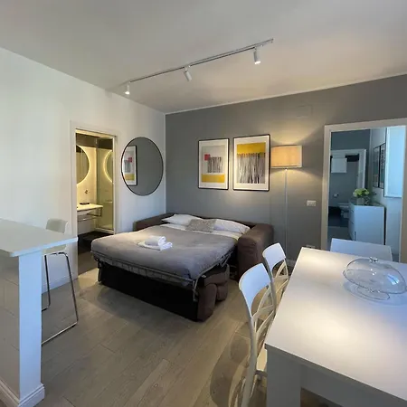 Apartment Vatican 317